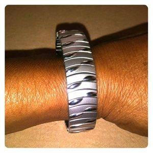 🎆FINAL SALE!! FINAL SALE! Stainless Steel Bangle